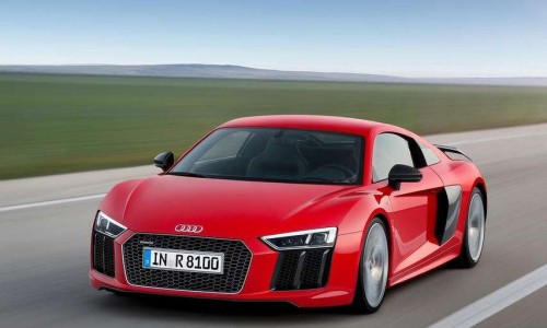Audi R8 in russia (200)